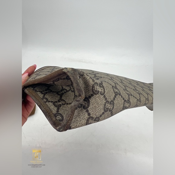 Gucci plus clutch - Picture 5 of 12